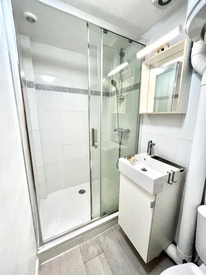 Mira Yourhosthelper Caen Dış mekan fotoğraf